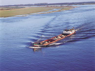 Binnenschiff